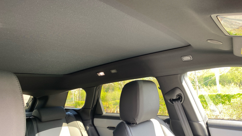 Land Rover Range Rover Evoque 2.0 D200 Edition 5dr Auto Diesel Hatchback